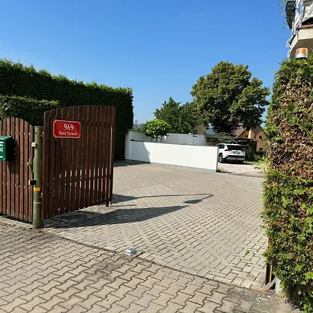 Nova Tyrsova 公寓 Dvůr Králové nad Labem